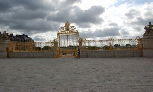 Zdjcie FRANCJA / le-de-France / Wersal / Brama Przed Paacem Wersalskim