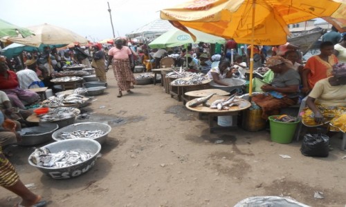 Zdjecie GHANA / Abirem Municipal District / Elmina / Targ w Elminie