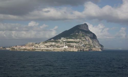 Zdjecie GIBRALTAR / Gibraltar / Bibraltar / Gibraltar widok od strony wody