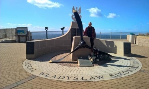 Zdjecie GIBRALTAR / Cienina Gibraltarska / Sikorski Memorial / Polski akcent na Gibraltarze