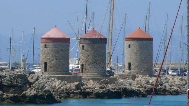 Zdjęcia: Stare miasto, Rodos, Wiatraki, GRECJA Zdjęcia: Stare miasto, Rodos, Wiatraki, GRECJA