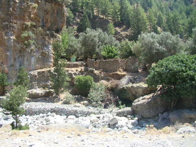 Zdjęcia: Kreta, Ruiny wsi Samaria w wąwozie o tej samej nazwie, GRECJA Zdjęcia: Kreta, Ruiny wsi Samaria w wąwozie o tej samej nazwie, GRECJA