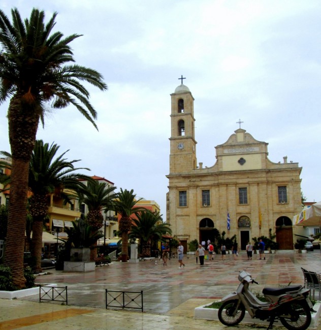 Zdj cia: Chania, Kreta Zachodnia, Katedra Marii Panny po deszczu, GRECJA