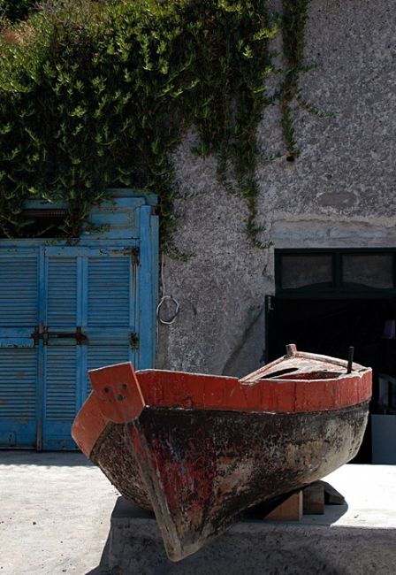Zdjęcia: Oia, Santorini, stara łódź....., GRECJA Zdjęcia: Oia, Santorini, stara łódź....., GRECJA