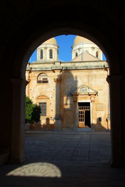 Zdjęcia: Agia Triada Monastery, Kreta, Konkurs "Drzwi świata", GRECJA Zdjęcia: Agia Triada Monastery, Kreta, Konkurs "Drzwi świata", GRECJA