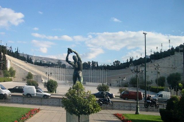 Zdjęcia: Ateny, Attyka, stadion i dyskobol, GRECJA Zdjęcia: Ateny, Attyka, stadion i dyskobol, GRECJA