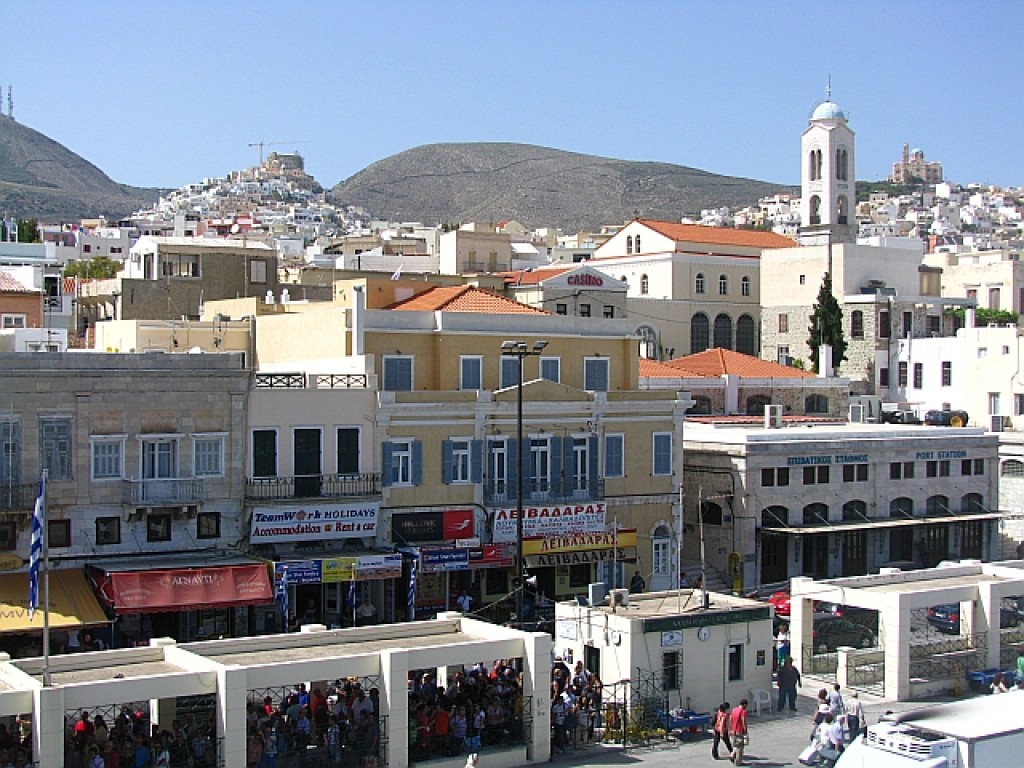 Zdjęcia: port Tinos, Cyklady, wyspa Tinos, GRECJA Zdjęcia: port Tinos, Cyklady, wyspa Tinos, GRECJA