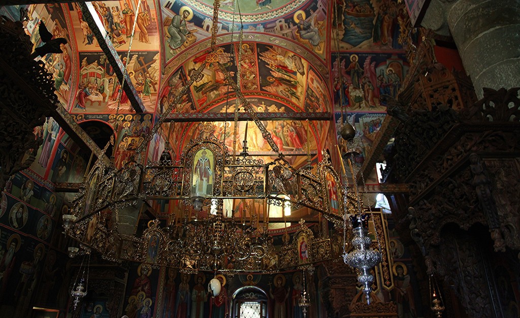 Zdjęcia: Klasztor św. Szczepana, Meteory, W świątyni, GRECJA Zdjęcia: Klasztor św. Szczepana, Meteory, W świątyni, GRECJA