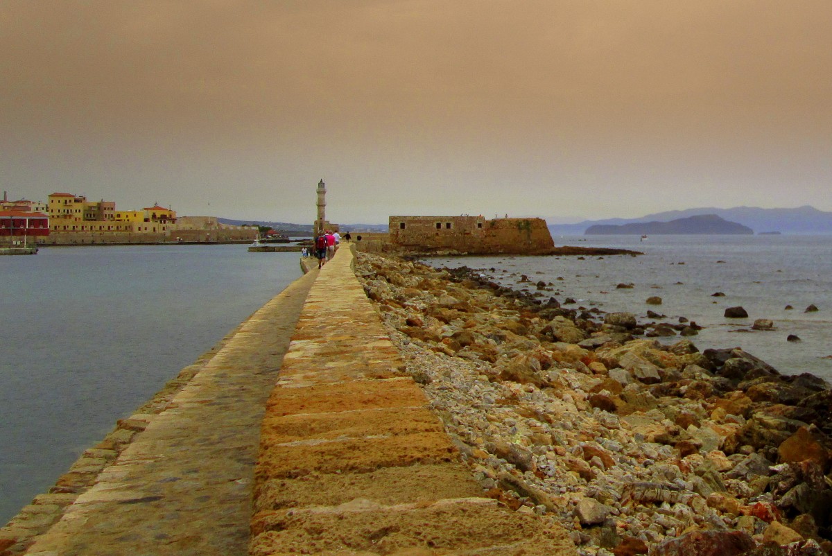 Zdjęcia: Chania, Kreta Zachodnia, Sztuczna grobla , GRECJA Zdjęcia: Chania, Kreta Zachodnia, Sztuczna grobla , GRECJA