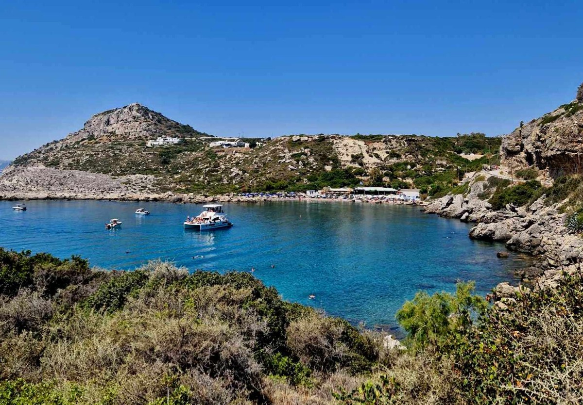 Zdjęcia: okolice Faliraki, Rodos, Widok na Zatokę Ladiko, GRECJA Zdjęcia: okolice Faliraki, Rodos, Widok na Zatokę Ladiko, GRECJA
