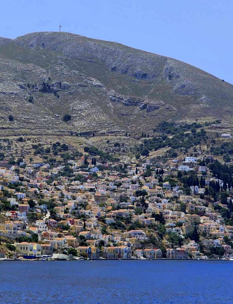 Zdjęcia: Symi, Symi, U podnóża wielkiej góry, GRECJA Zdjęcia: Symi, Symi, U podnóża wielkiej góry, GRECJA