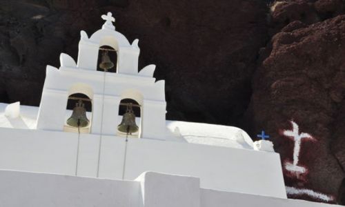 Zdjęcie GRECJA / SANTORINI / Red Beach  / kaplica przy czerwonej plaży