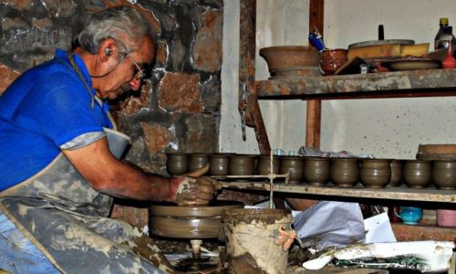 Zdjecie GRECJA / Kreta Wsch. / Wioska grecka. / Sztuka ludowa.