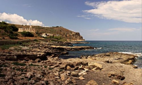 Zdjecie GRECJA / Kreta Zach. / Kolymbari ---Region Chania > / Monastir-Gonias.