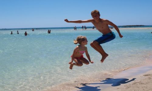 Zdjecie GRECJA / Kreta / Pla�a Elafonisi / Podr�e dodaj� nam skrzyde�