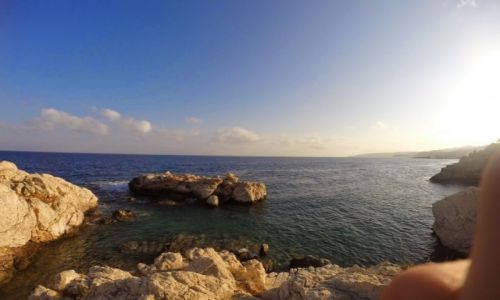 GRECJA / - / Rodos / wielka skaa w Amiros Skala