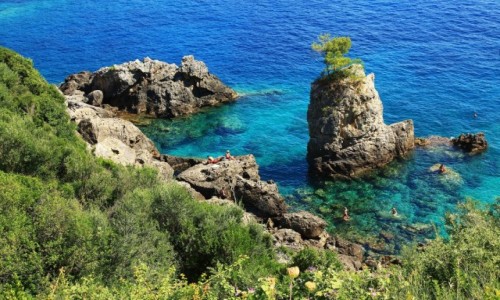 Zdjcie GRECJA / Korfu / Paleokastritsa, La Grotta Bay / Rajskie zaktki