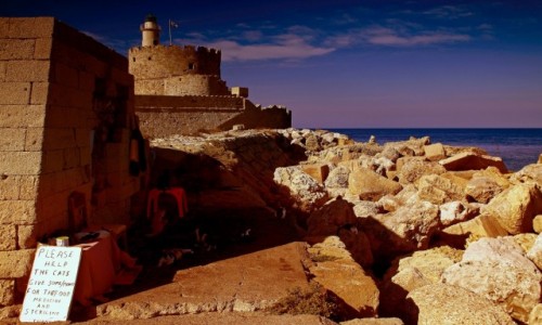 Zdjcie GRECJA / Rodos / Port Mandraki  /  Rodos„wyspa kotw”.