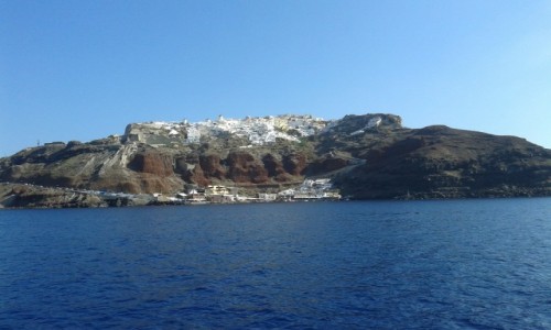Zdjecie GRECJA / SANTORINI / OIA / SPOJRZENIE Z WODY