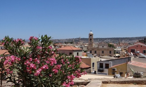 GRECJA / Kreta / Chania / Nad dachami Chanii.