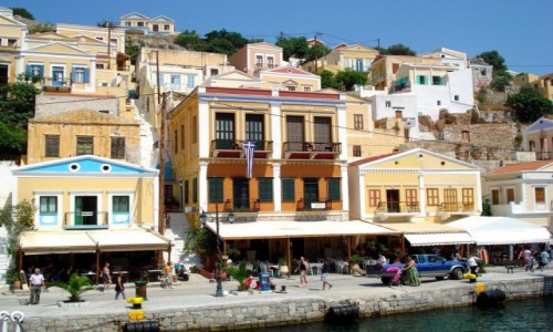 Zdjcie GRECJA / xxx / Wyspa Symi / Miasteczko na Symi