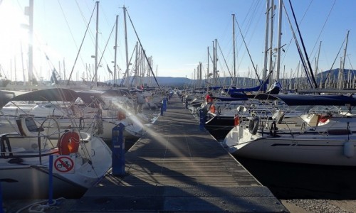 GRECJA / Korfu / Port w Korfu / Jachty w porcie - Korfu