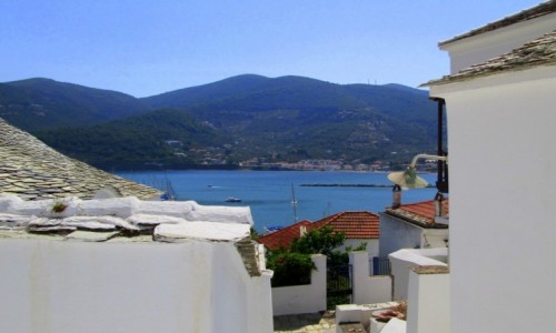 Zdjcie GRECJA / Sporady Pnocne / Skopelos Town / Blue red and white