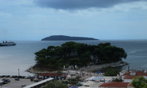 Zdjcie GRECJA / Sporady Pnocne / Skiathos Town / Wyspa poczona z ldem