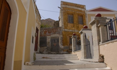 Zdjecie GRECJA / archipelag Dodekanez / uliczki Symi / drugie oblicze Symi
