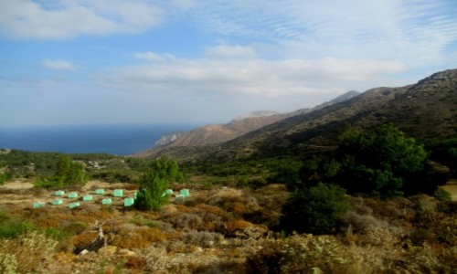 Zdjecie GRECJA / Karpathos / W drodze do Olympos / Ule