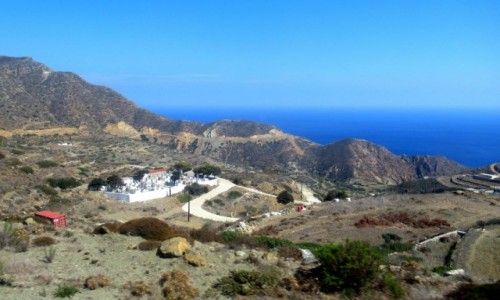 Zdjecie GRECJA / Karpathos / W drodze do Olympos / Cmentarz w dolinie