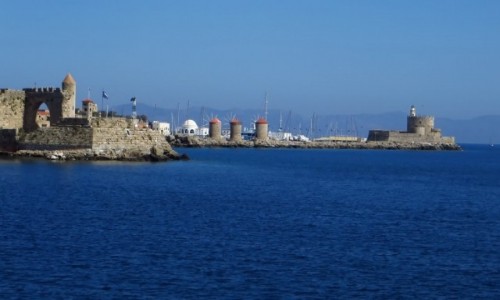 Zdjcie GRECJA / Archipelag Dodekanez / Wyspa Rodos - Rodos / port Mandraki - wiatraki