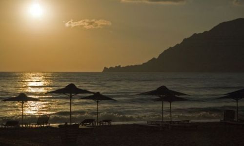 Zdjęcie GRECJA / Kreta / rejon Rethymno / zachód słońca nad morzem...
