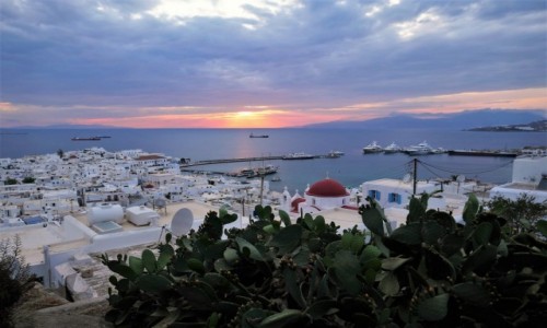 Zdjcie GRECJA / Cyklady / Chora, Mykonos / Zachd soca  nad Mykonos