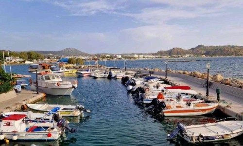 Zdjcie GRECJA / Rodos / Faliraki / May porcik w Faliraki