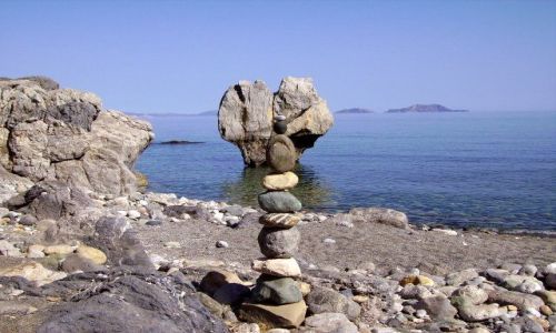 Zdjecie GRECJA / Kreta / zatoka w okolicy Moni Preveli / kamienne serce II