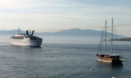 Zdjęcie GRECJA / Cyklady / Mikonos / Cruiser & Yacht