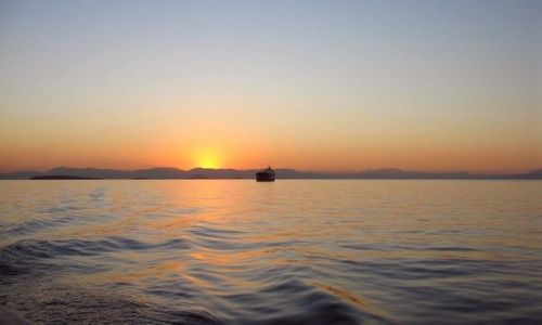 Zdjęcie GRECJA /  Morze Egejskie / Zatoka Sarońska /  przed zachodem słońca