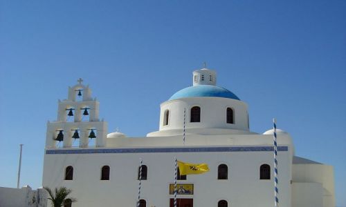 Zdjęcie GRECJA / wyspa Santorini / Santorini / kościółek z dzwonnicą