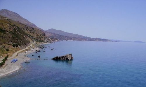 Zdjcie GRECJA / wyspa Kreta / okolice Preveli / widok na zatok w pobliu Preveli