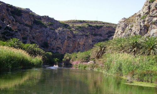 Zdjcie GRECJA / wyspa Kreta / okolice Preveli / rzeka wpywajca do morza - Preveli