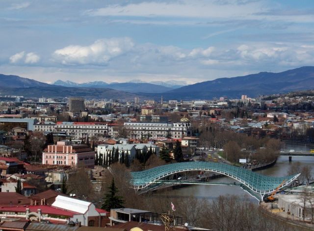 Zdjęcia: Tbilisi, Tbilisi z twierdzy Narikała, GRUZJA Zdjęcia: Tbilisi, Tbilisi z twierdzy Narikała, GRUZJA