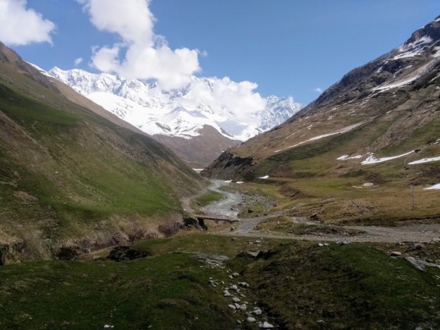 Zdj cia: Lodowiec Shkhara, Swanetia, W drodze na lodowiec Shkhara, GRUZJA Zdj cia: Lodowiec Shkhara, Swanetia, W drodze na lodowiec Shkhara, GRUZJA