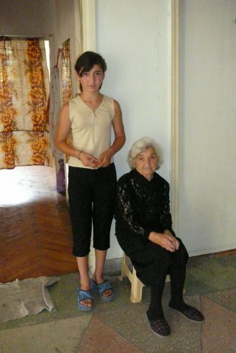 Zdjęcia: Obóz uchodzców, Tbilisi, Pokolenia wojen, GRUZJA Zdjęcia: Obóz uchodzców, Tbilisi, Pokolenia wojen, GRUZJA