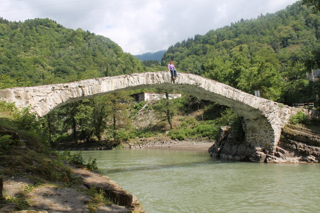 Zdjęcia: Gruzja, Gruzja - most kamienny, GRUZJA Zdjęcia: Gruzja, Gruzja - most kamienny, GRUZJA