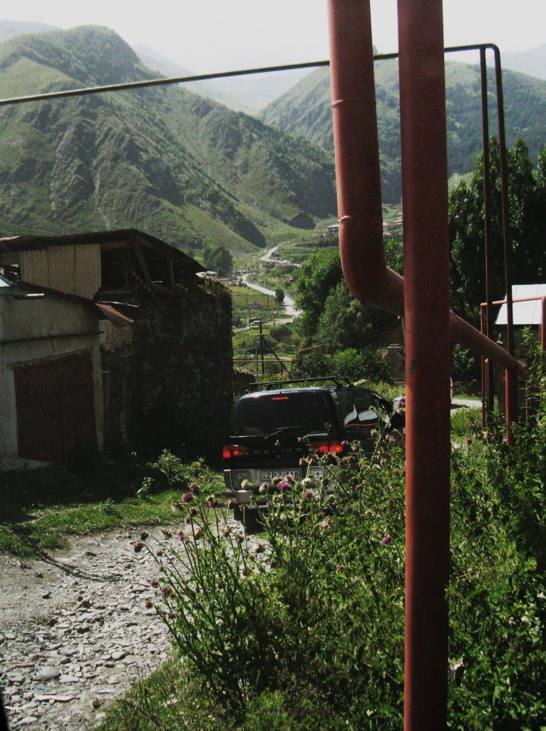 Zdjęcia: Kazbegi, Chewi, Autostrada gazowa, GRUZJA Zdjęcia: Kazbegi, Chewi, Autostrada gazowa, GRUZJA