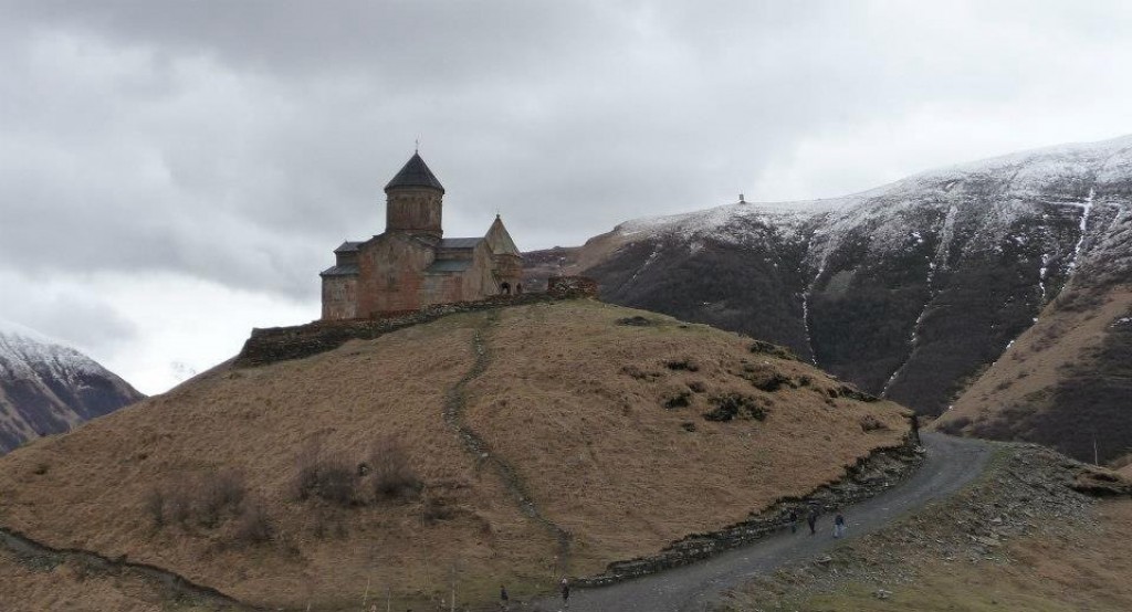 Zdjęcia: Kazbegi, Gergeti, Chewi, Gergeti Caminda Sameba, GRUZJA Zdjęcia: Kazbegi, Gergeti, Chewi, Gergeti Caminda Sameba, GRUZJA