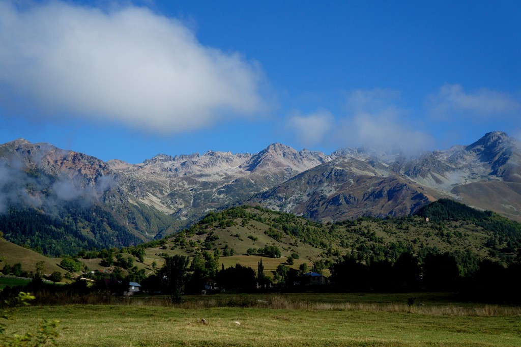 Zdjęcia: w drodze, Swanetia, Taki sobie widoczek..., GRUZJA Zdjęcia: w drodze, Swanetia, Taki sobie widoczek..., GRUZJA