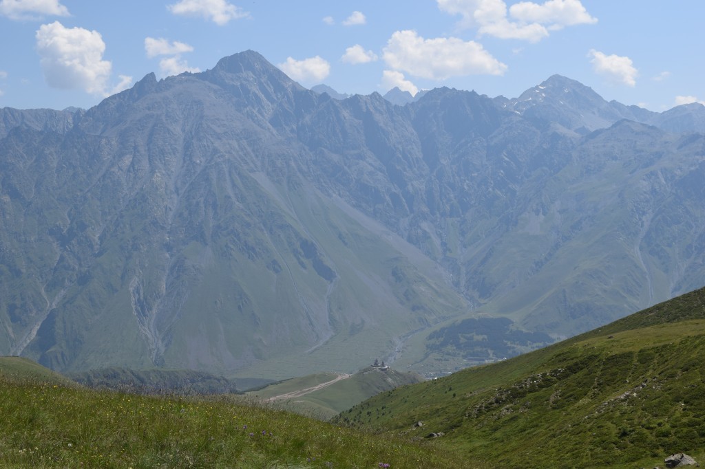 Zdjęcia: Stepancminda, Kaukaz, Potęga gór, GRUZJA Zdjęcia: Stepancminda, Kaukaz, Potęga gór, GRUZJA