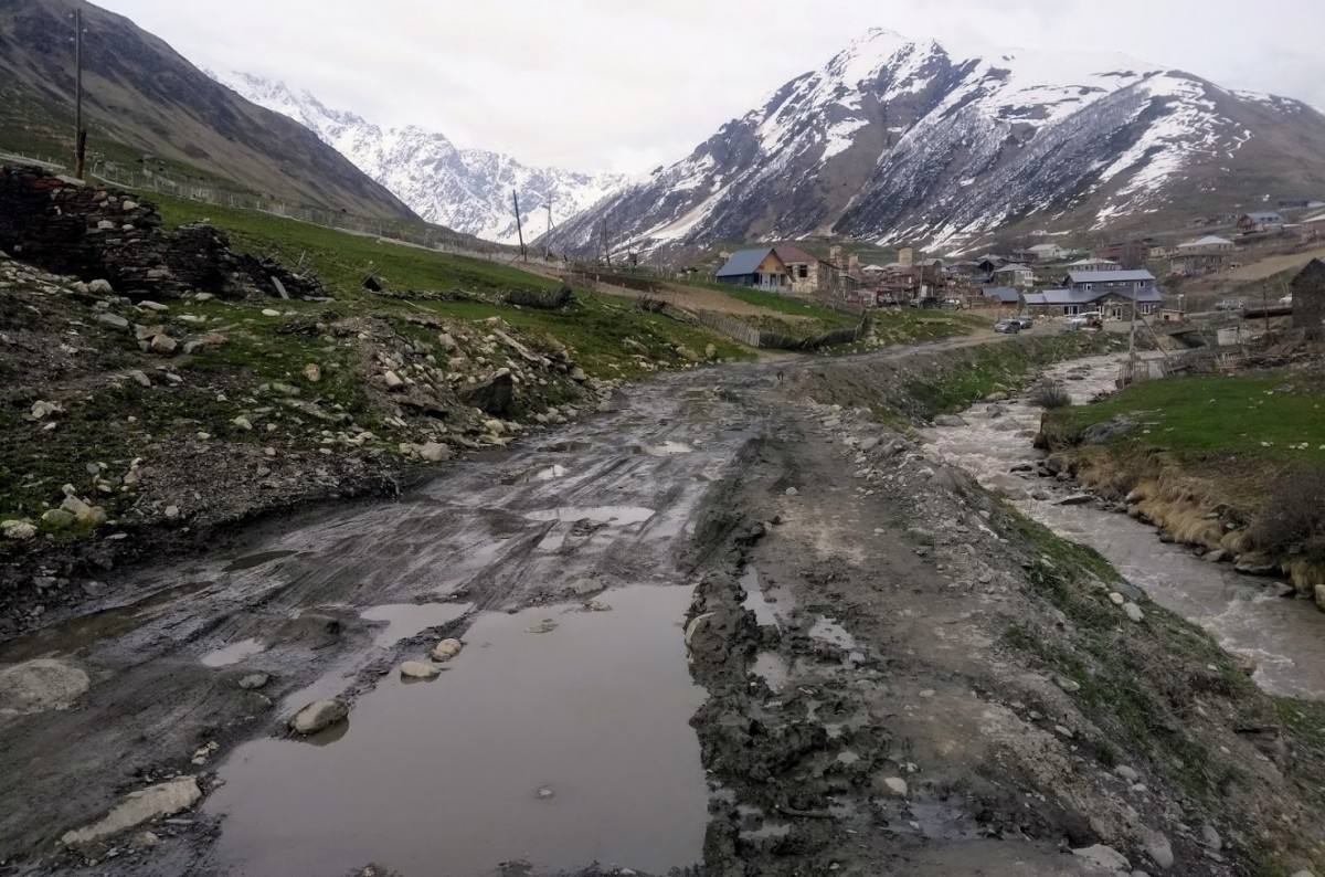 Zdjęcia: Ushguli, Swanetia, W drodze do Ushguli, GRUZJA Zdjęcia: Ushguli, Swanetia, W drodze do Ushguli, GRUZJA